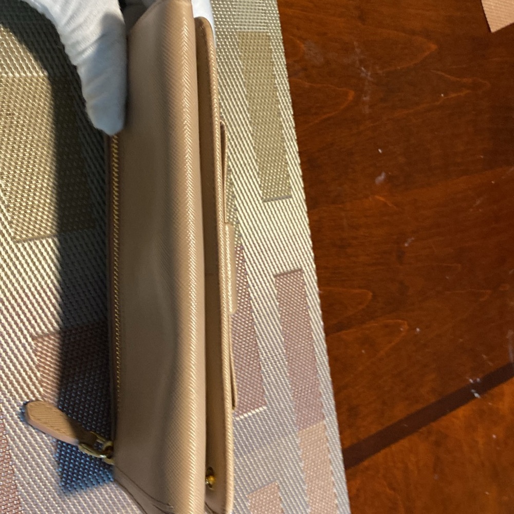 PRADA Leather Wallet - Picture 15 of 15